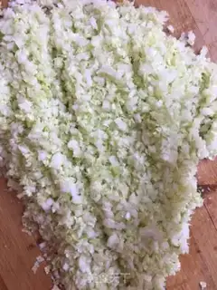 Make The cabbage dumplings step 2