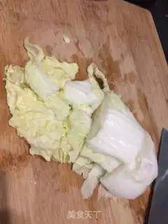 Make Water for cabbage soup step 1