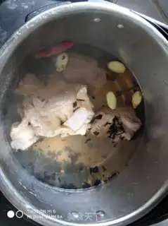 Make Roasted onion beef step 1