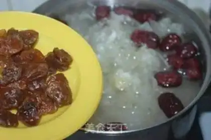 Make The silver spoon of the red date step 5
