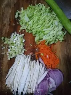Make Five noodles step 1