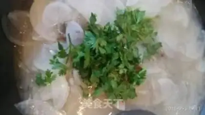 Make Pork radish soup step 4