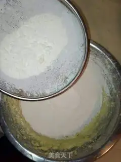 Make A pound cake of clot nuts step 3
