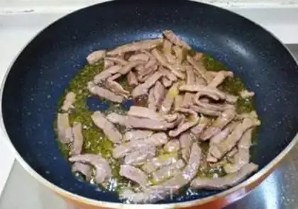 Make Pepper carrots for steak step 5