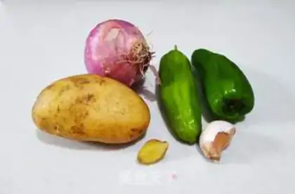 Make Spam onion chips step 0