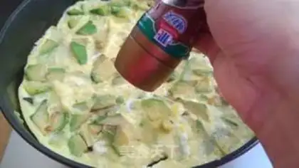 Make Buttered eggs step 7