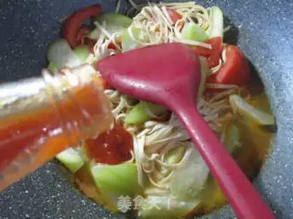 Make Tomatoes and noodles step 6