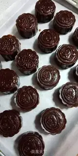 Make Chocolate moon cake step 5