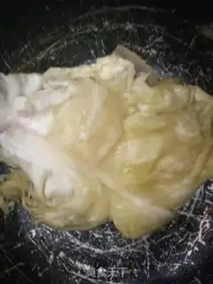 Make Spicy cabbage step 1