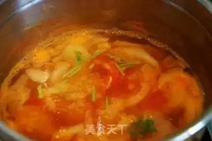 Make Old cucumber tomato soup step 3