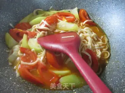 Make Tomatoes and noodles step 10