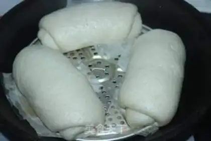 Make raisin rolls step 8