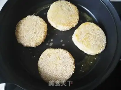 Make Souffle sesame pancakes step 22