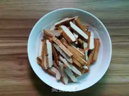 Make Garlic spicy and dry step 1
