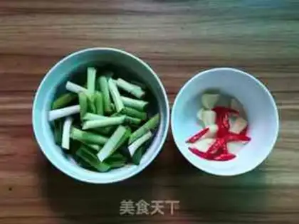Make Garlic spicy and dry step 2
