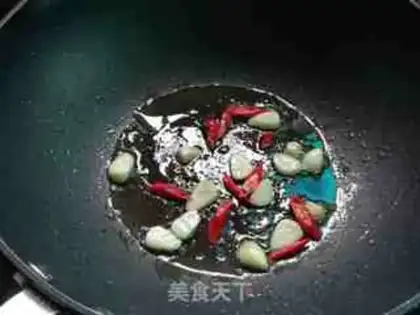 Make Garlic spicy and dry step 4