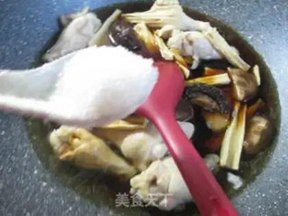 Make Frozen mushrooms and chicken wings step 5