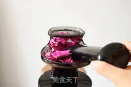 Make Double-coloured buns step 2