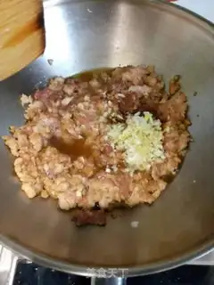 Make Pork dumplings step 4
