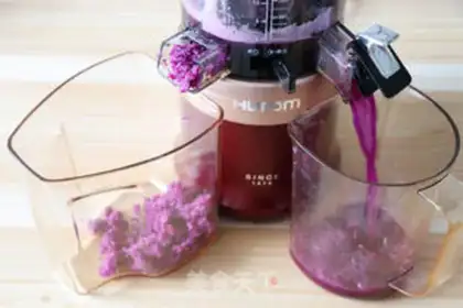 Make Double-coloured buns step 3