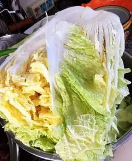 Make Hot cabbage step 0