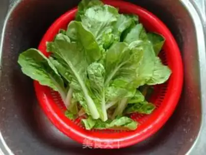 Make Garlic cabbage step 0