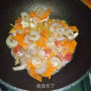 Make Tomato and shrimp step 5