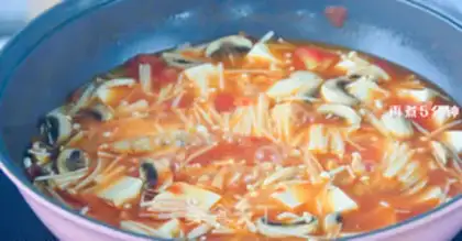 Make Tomato lobster soup step 7