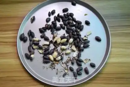 Make Twin pepper peanut beans step 2