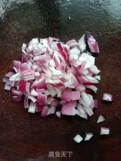 Make Pepper onion fried meat step 0