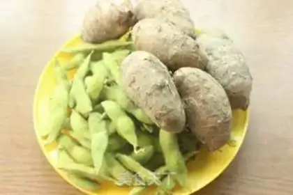Make Salt-water peas step 0