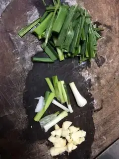 Make Red-fried fish step 1