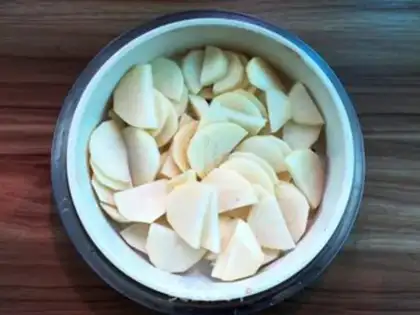 Make Sour potato pancakes step 1