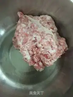 Make A meat bun step 1