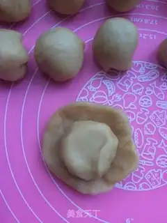 Make A lunar cake step 6