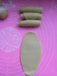 Make A lunar cake step 7