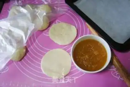 Make A ketchup breakfast bag step 4