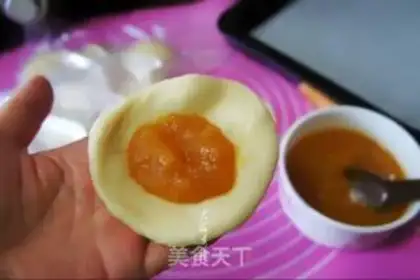 Make A ketchup breakfast bag step 5