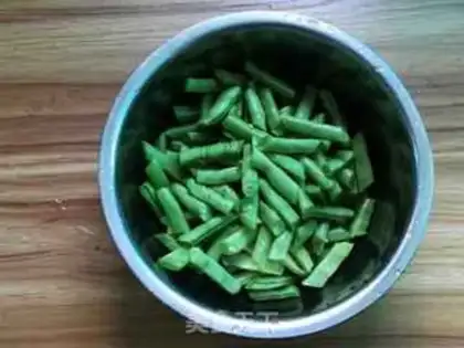 Make Five flowers and four beans step 1