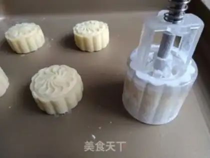 Make Cookie mooncake step 7