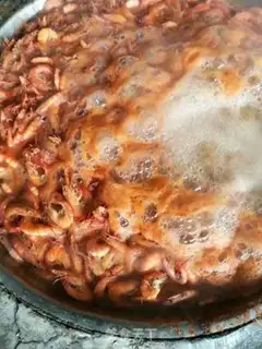 Make Traditional shrimp drying step 3