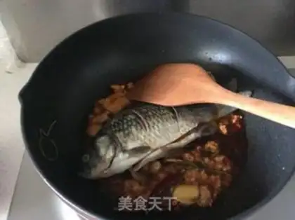 Make The spicy ones help the red gills step 3