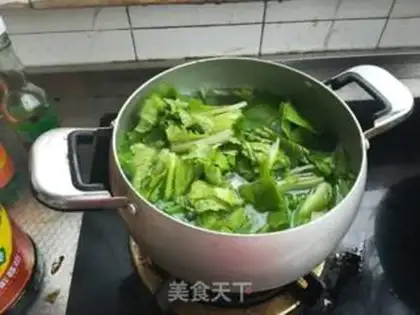 Make Cracker beef noodles step 1