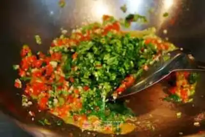 Make Cheese buns with sauce step 5