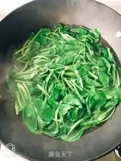 Make Quaffle egg soup step 1