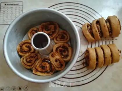 Make Red sugar cinnamon pecan hand tore bread step 13