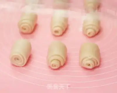 Make Sioux moon cake step 15