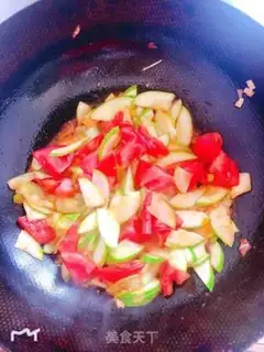 Make Pumpkin tomato fried eggs step 3