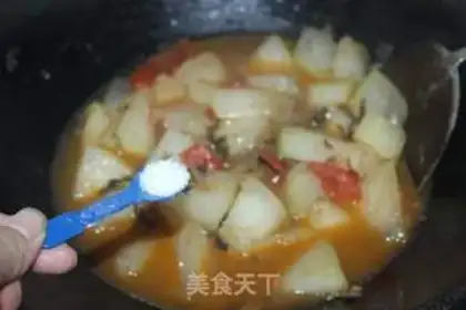 Make Tomato cucumber soup step 7