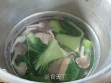 Make Soo-jeong-goo chicken leg soup step 7